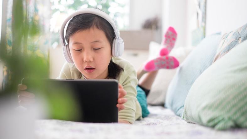 How to Keep Your Kids Safe Online