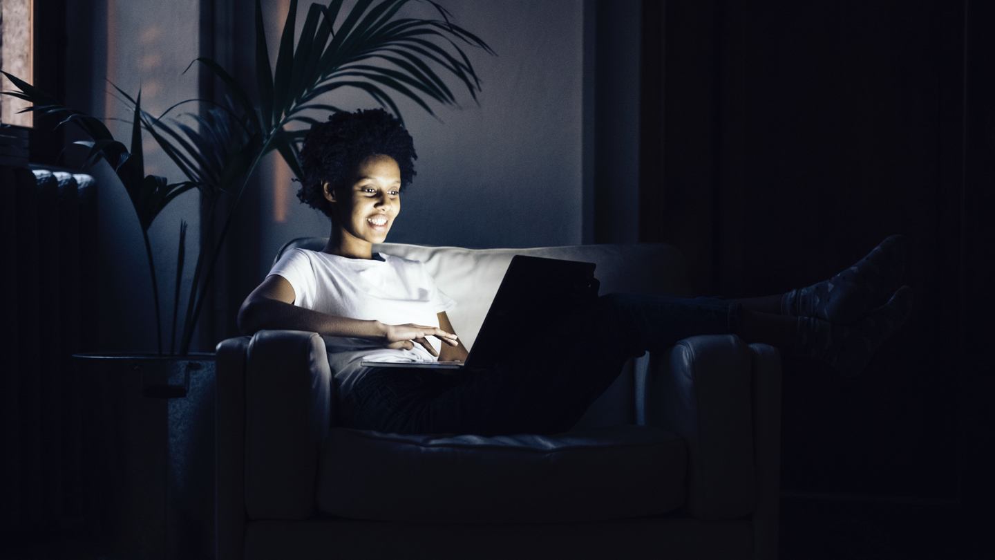  Come rimanere online durante un'interruzione di corrente | Allconnect.com